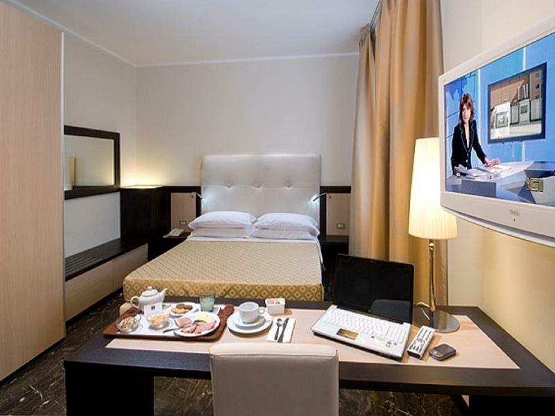Suite Hotel Elite Bologna Ruang foto